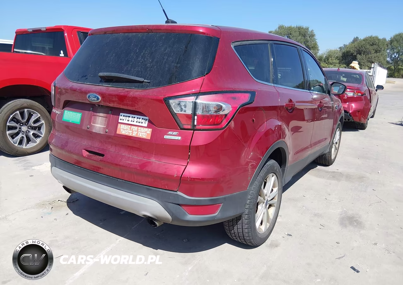 2017 Ford Escape Se VIN:1FMCU0GD4HUD40567 - 4