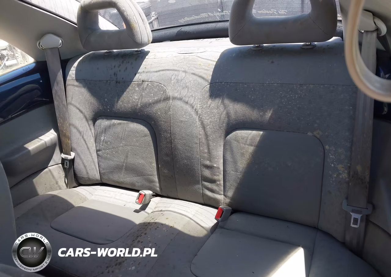 2000 Volkswagen New Beetle Gls VIN:3VWCC21C8YM417963 - 8