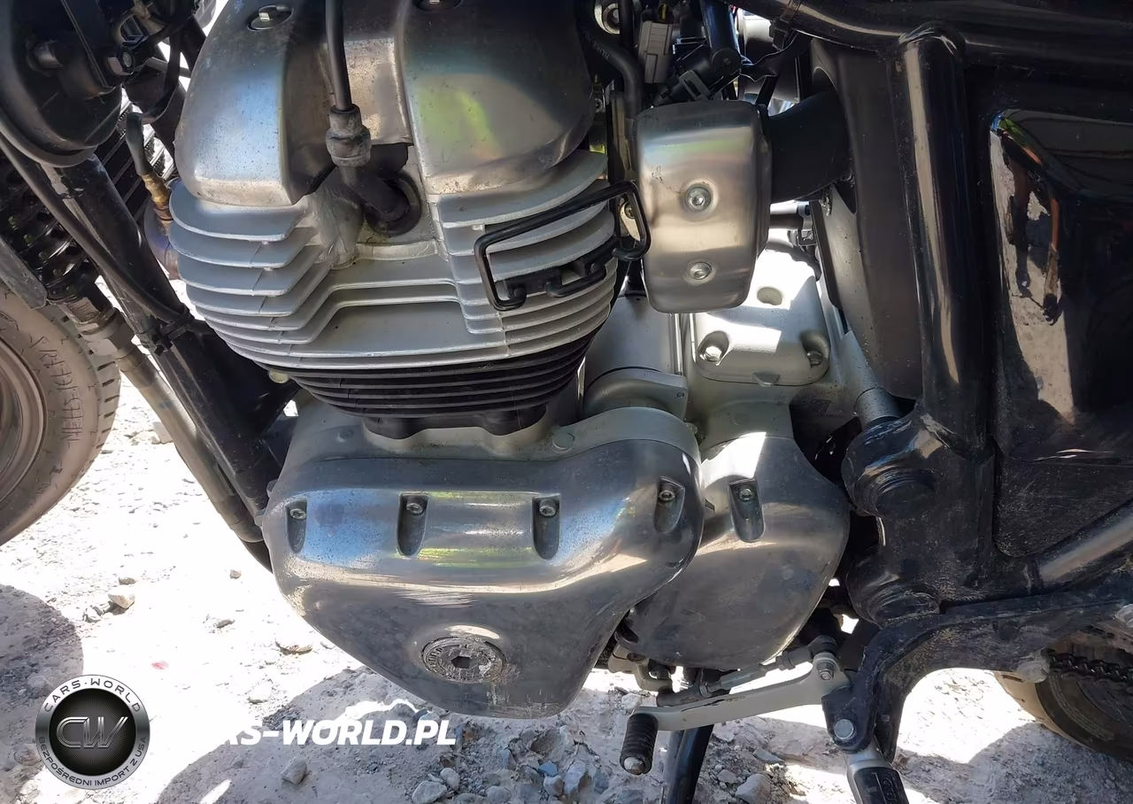 2022 Royal Enfield Motors Int 650 VIN:ME3FPN476NK700636 - 9