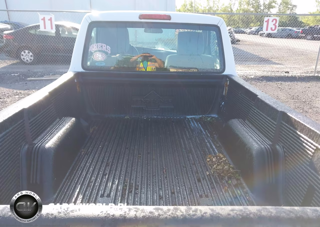 2011 Ford Ranger Xl VIN:1FTKR1AD2BPA17737 - 8