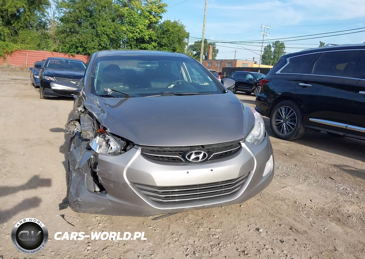 2012 Hyundai Elantra Limited VIN:5NPDH4AE2CH120000 - 12