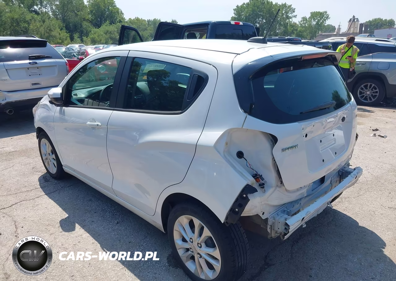 2020 Chevrolet Spark Fwd 1Lt Automatic VIN:KL8CD6SAXLC447697 - 3
