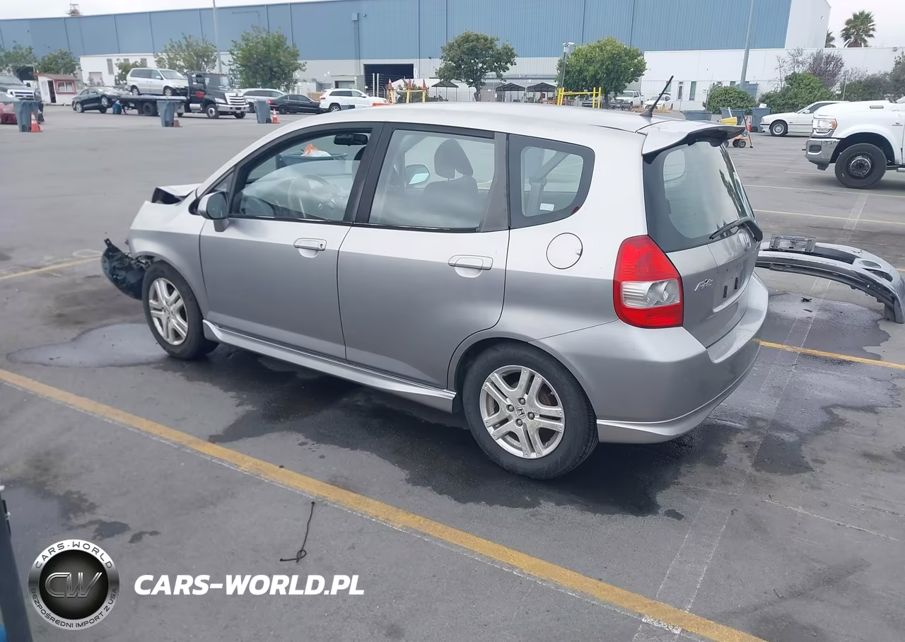 2008 Honda Fit Sport VIN:JHMGD37688S023376 - 3