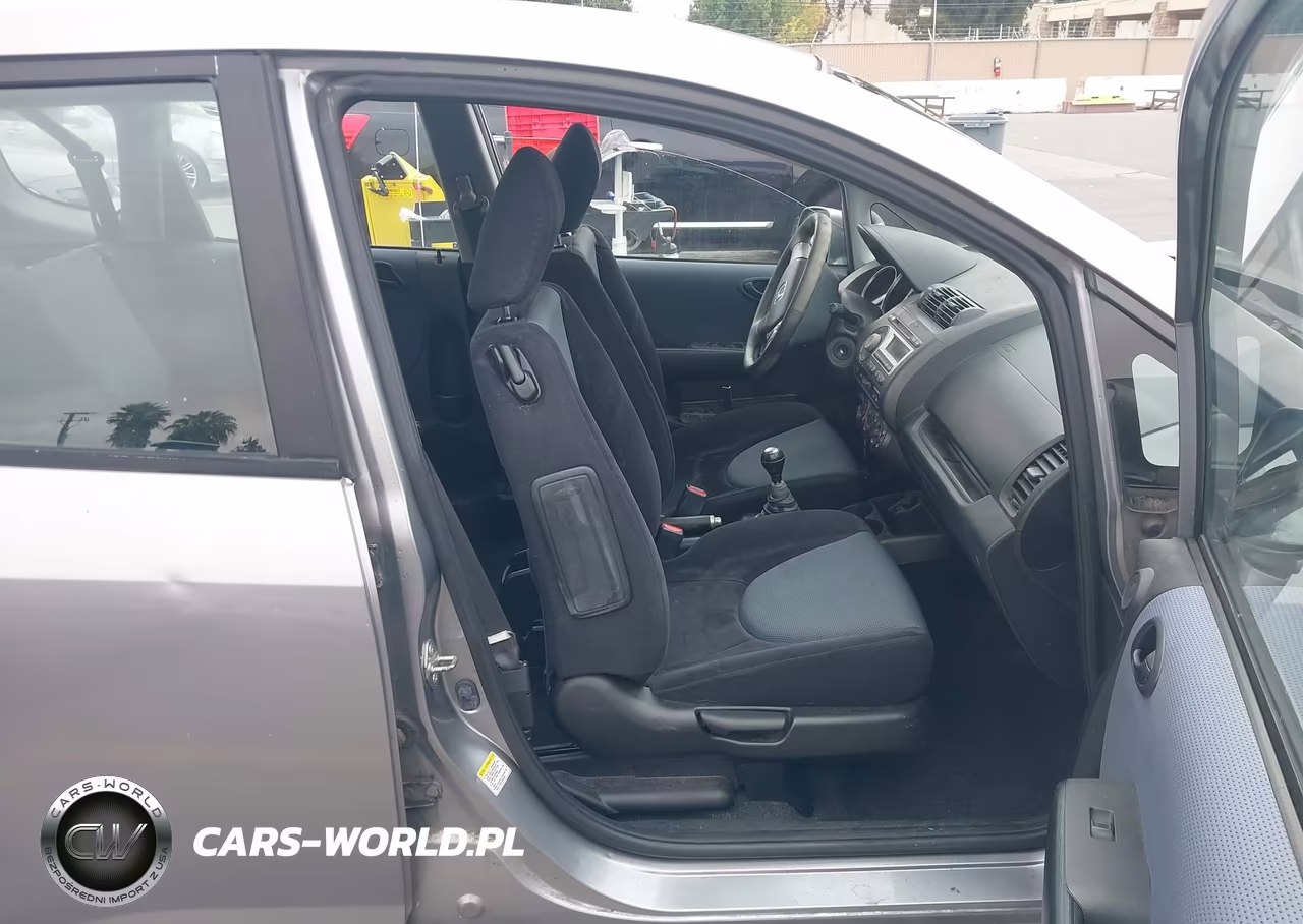 2008 Honda Fit Sport VIN:JHMGD37688S023376 - 5