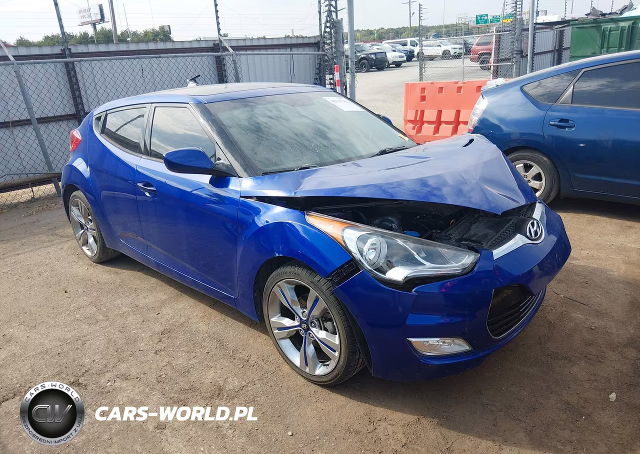2013 Hyundai Veloster Base W-Black