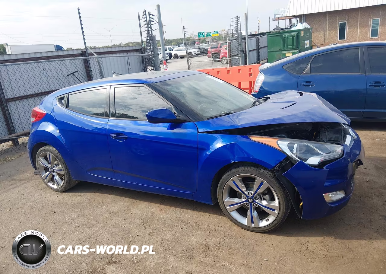 2013 Hyundai Veloster Base W-Black VIN:KMHTC6AD3DU158657 - 13