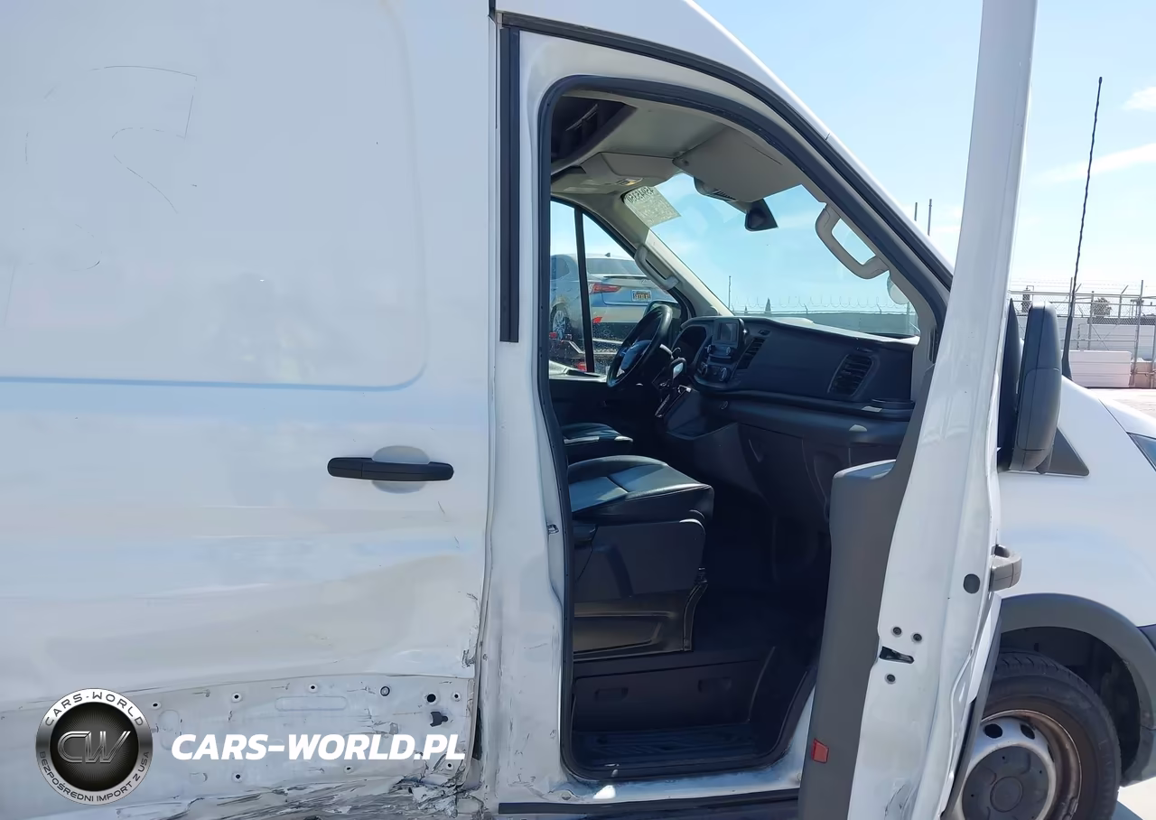2020 Ford Transit-250 VIN:1FTBR1C8XLKB74396 - 5