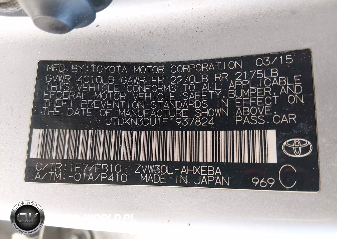 2015 Toyota Prius Two VIN:JTDKN3DU1F1937824 - 9