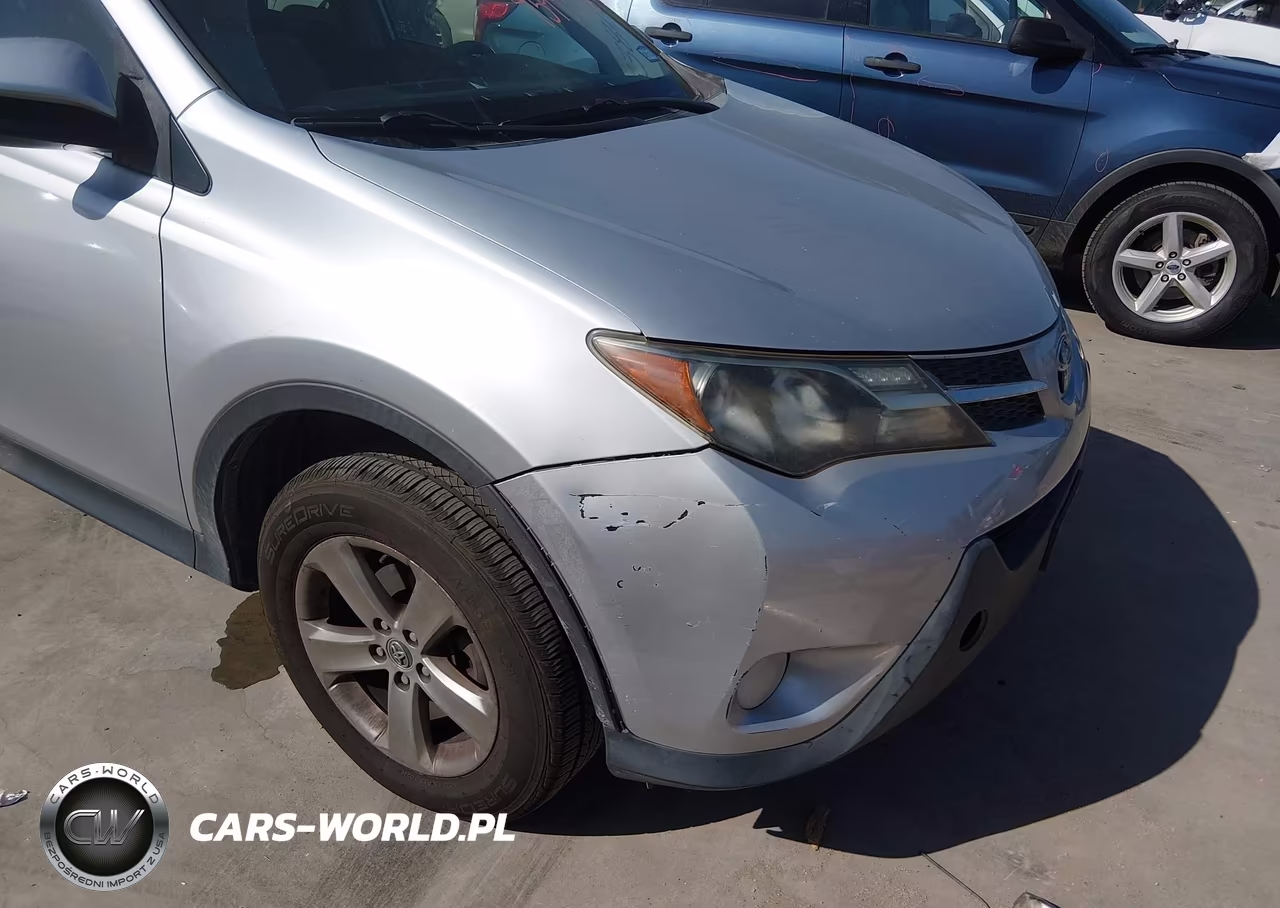 2015 Toyota Rav4 Xle VIN:JTMWFREV8FJ044056 - 17