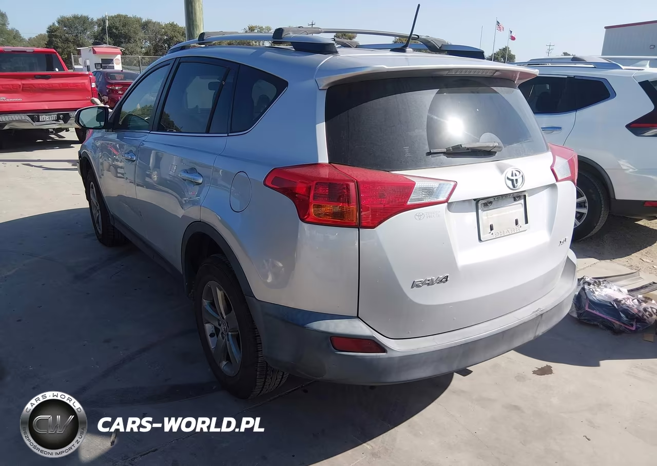 2015 Toyota Rav4 Xle VIN:JTMWFREV8FJ044056 - 3