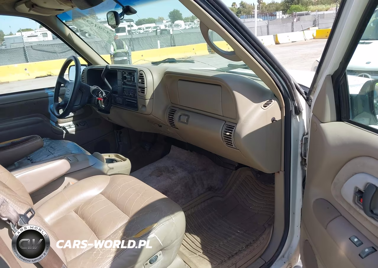 1997 Chevrolet Tahoe Ls VIN:1GNEK13R0VJ331315 - 5