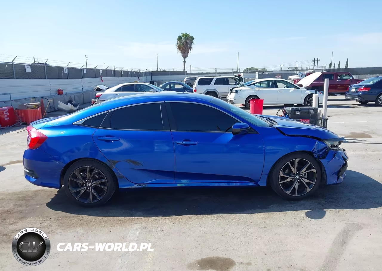 2019 Honda Civic Sport VIN:2HGFC2F8XKH504100 - 13