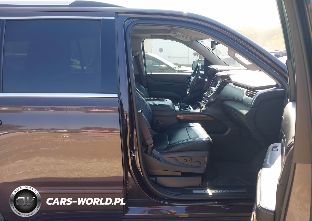 2015 Chevrolet Tahoe Ltz VIN:1GNSKCKC8FR215469 - 5