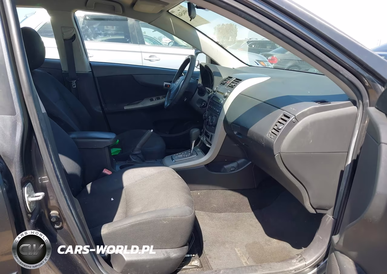 2010 Toyota Corolla S VIN:2T1BU4EE0AC508131 - 5