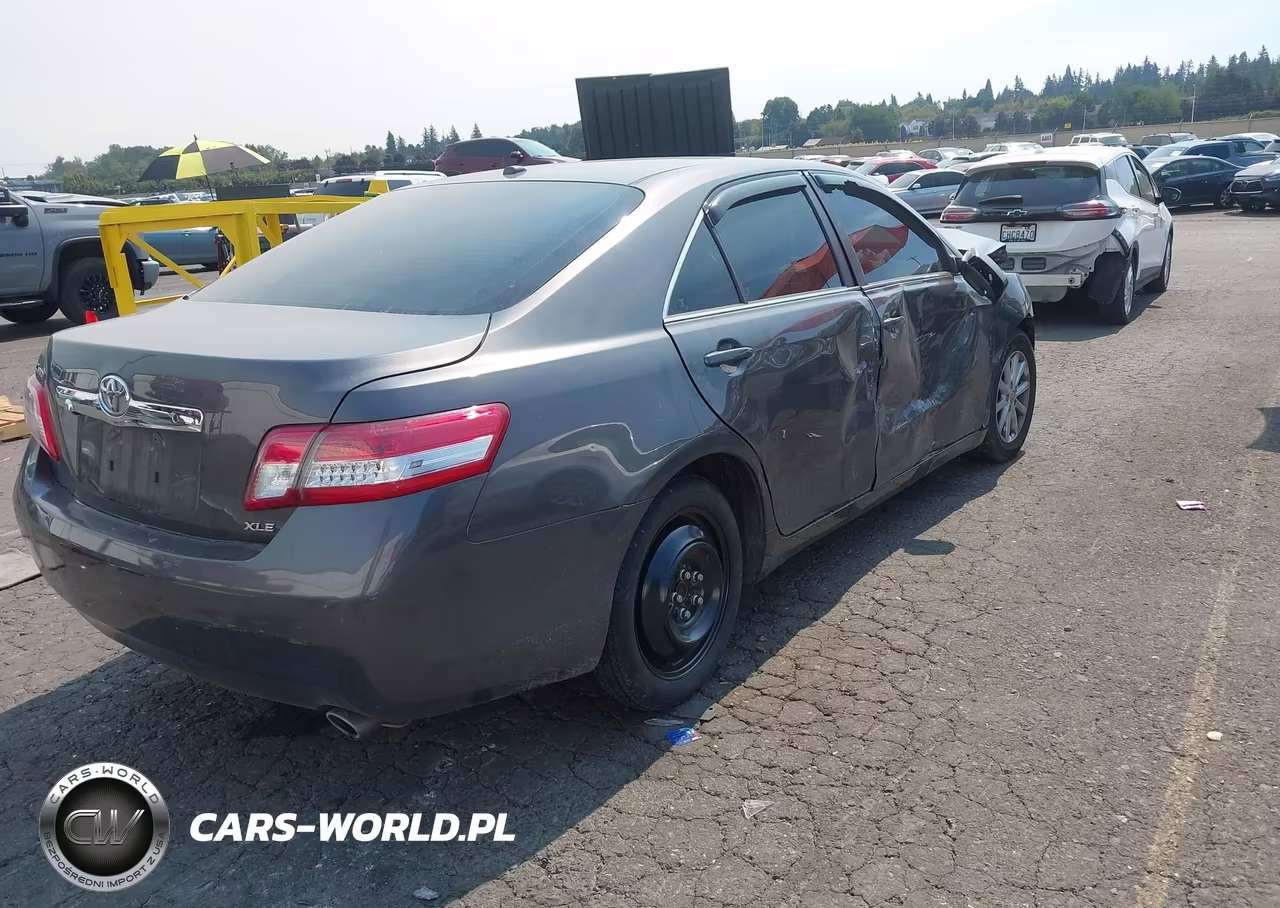 2011 Toyota Camry Xle VIN:4T4BF3EK4BR194774 - 4