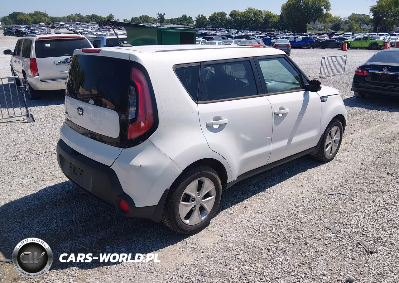 2015 Kia Soul VIN:KNDJN2A24F7798083 - 4