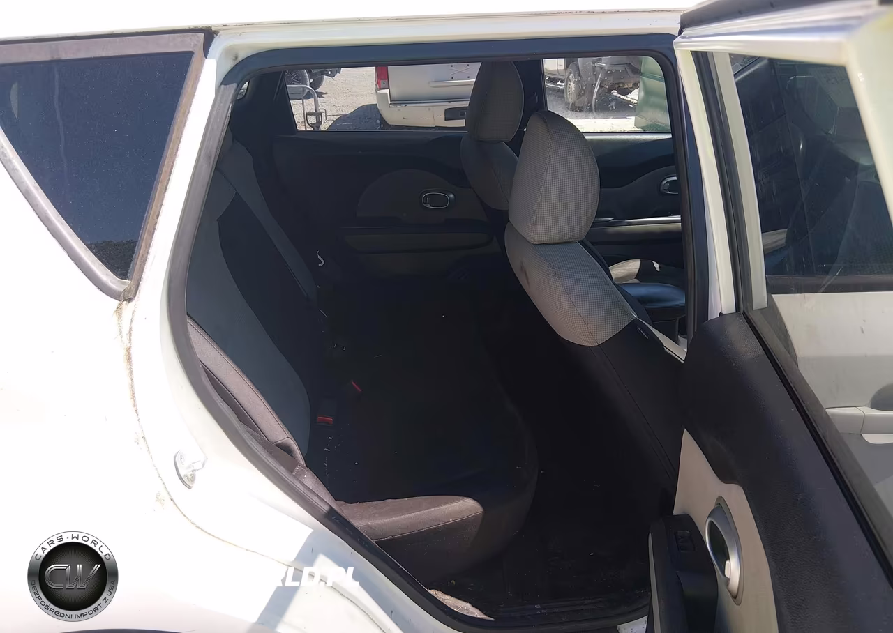 2015 Kia Soul VIN:KNDJN2A24F7798083 - 8
