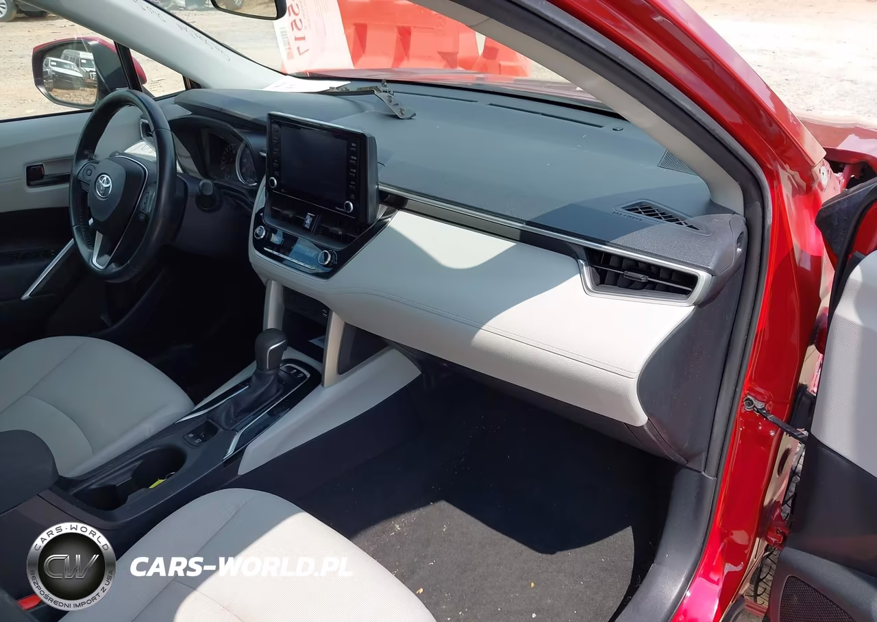 2022 Toyota Corolla Cross Le VIN:7MUCAAAG8NV032278 - 5