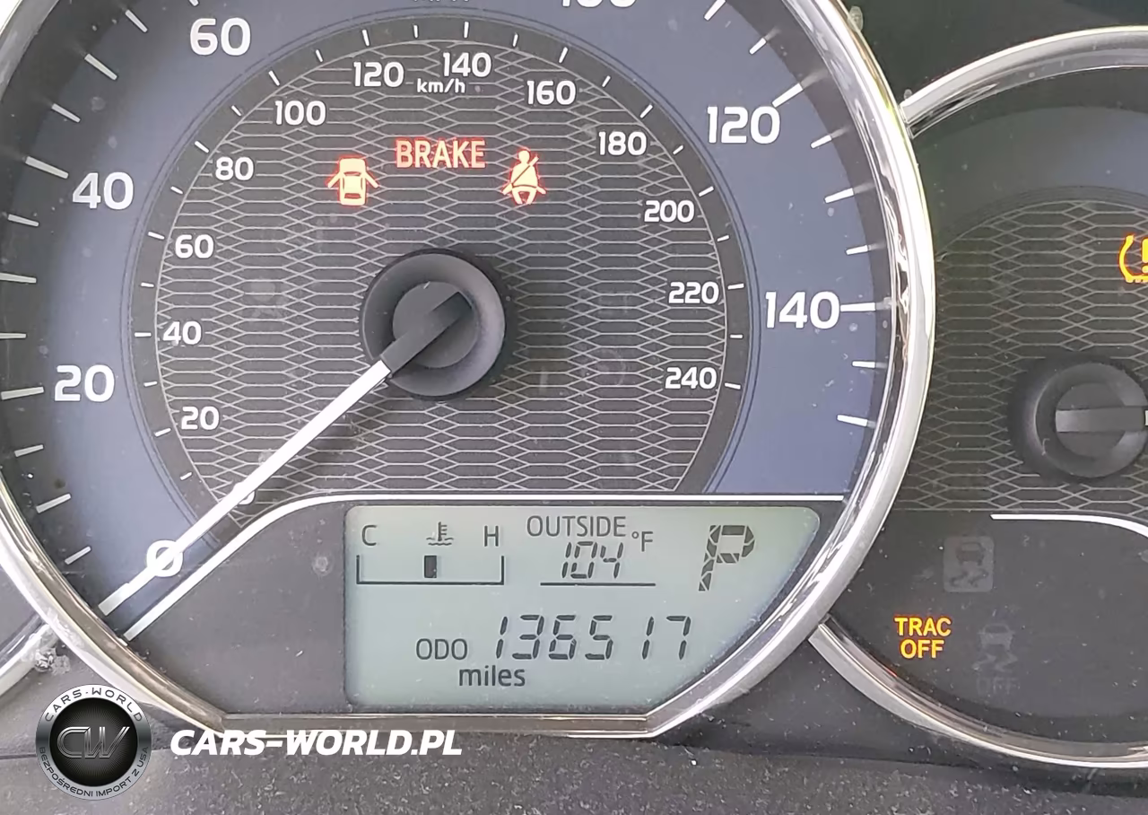 2015 Toyota Corolla Le Plus VIN:5YFBURHE8FP232751 - 15