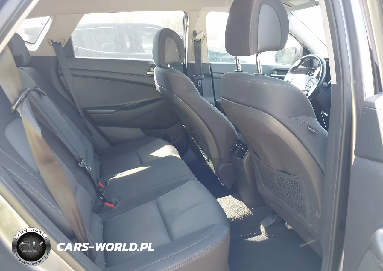 2018 Hyundai Tucson Sport VIN:KM8J33AL8JU769423 - 8