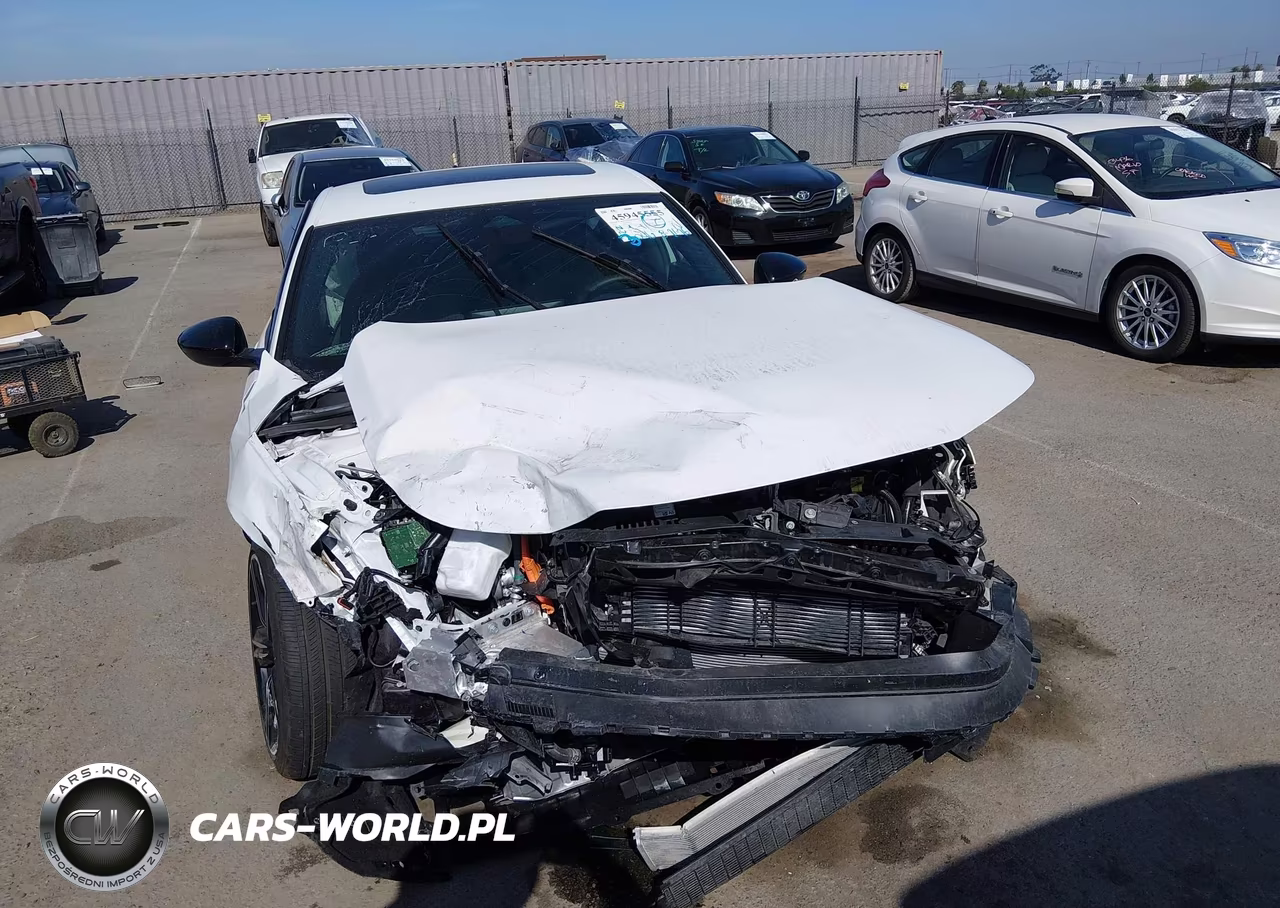 2023 Honda Accord Hybrid Sport VIN:1HGCY2F5XPA068932 - 17