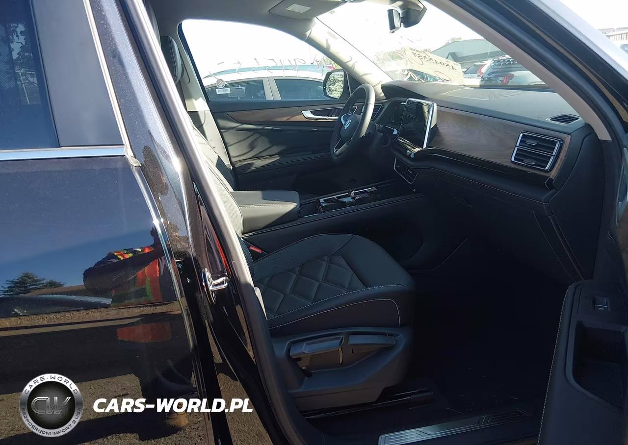 2026 Volkswagen Atlas Se With Technology VIN:1V2HN2CA6TC579775 - 5