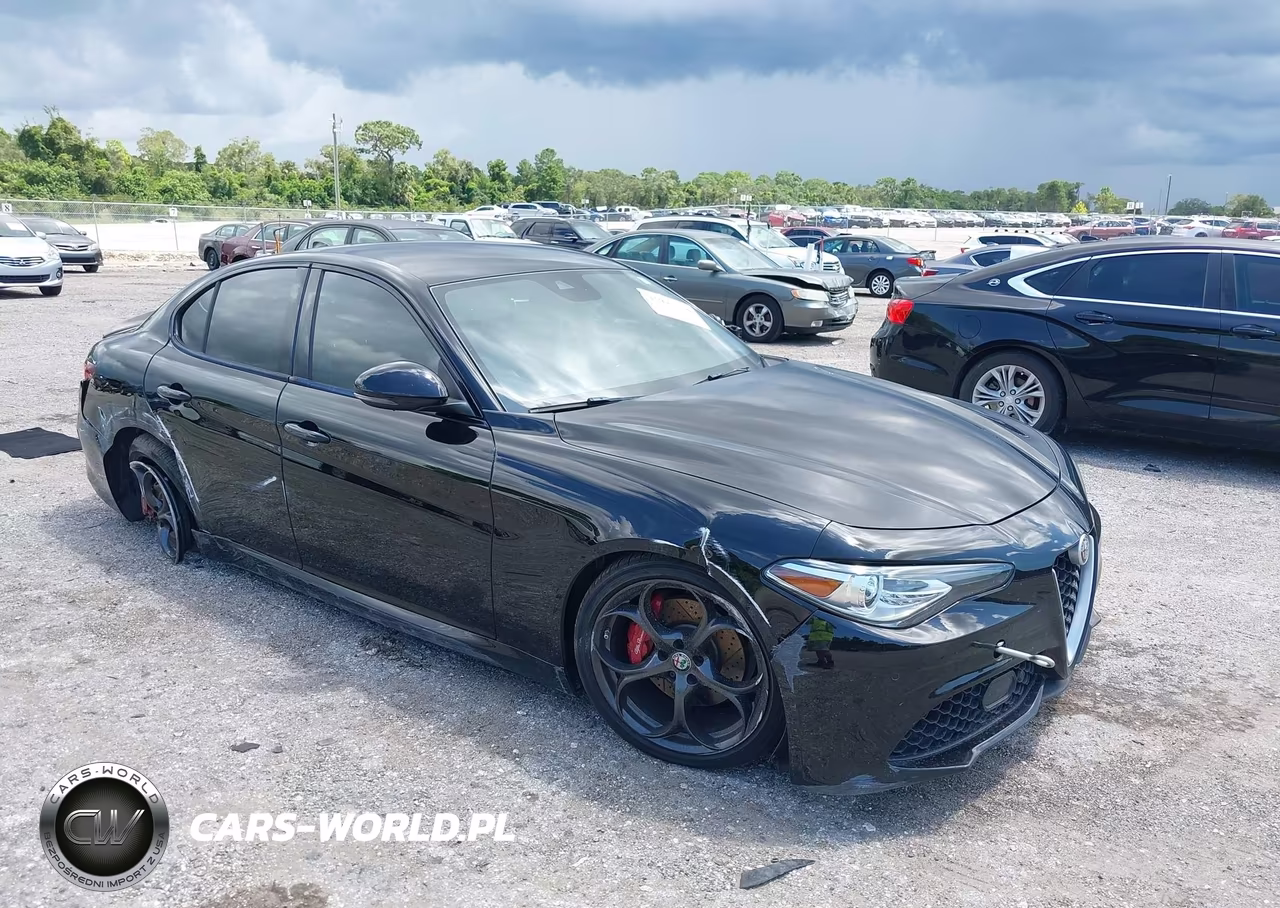 2017 Alfa Romeo Giulia Ti Rwd