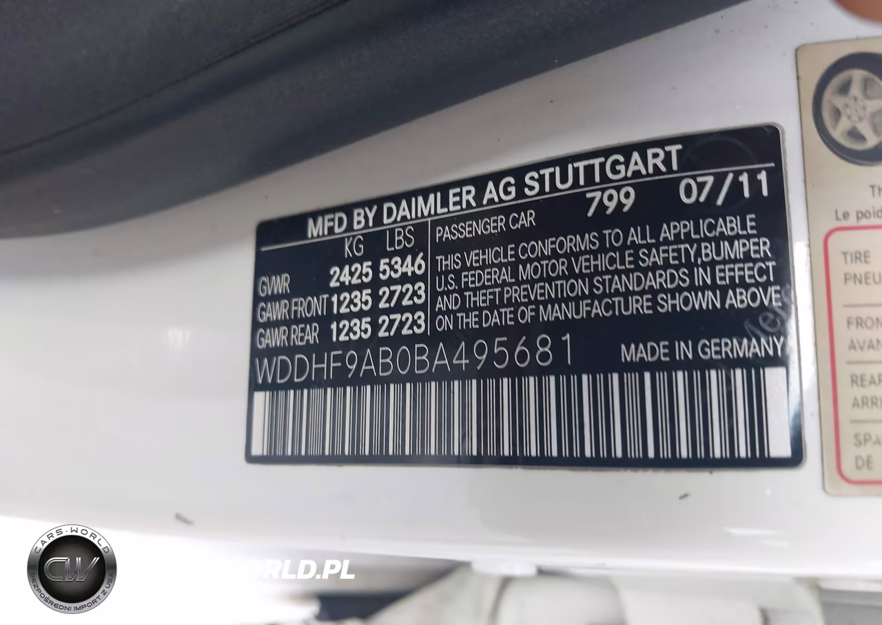 2011 Mercedes-Benz E 550 4Matic VIN:WDDHF9AB0BA495681 - 9