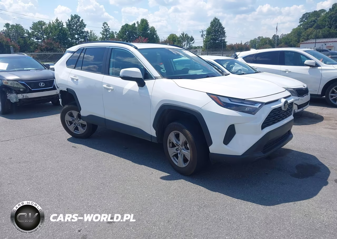 2023 Toyota Rav4 Xle VIN:2T3W1RFV4PC230811 - 1