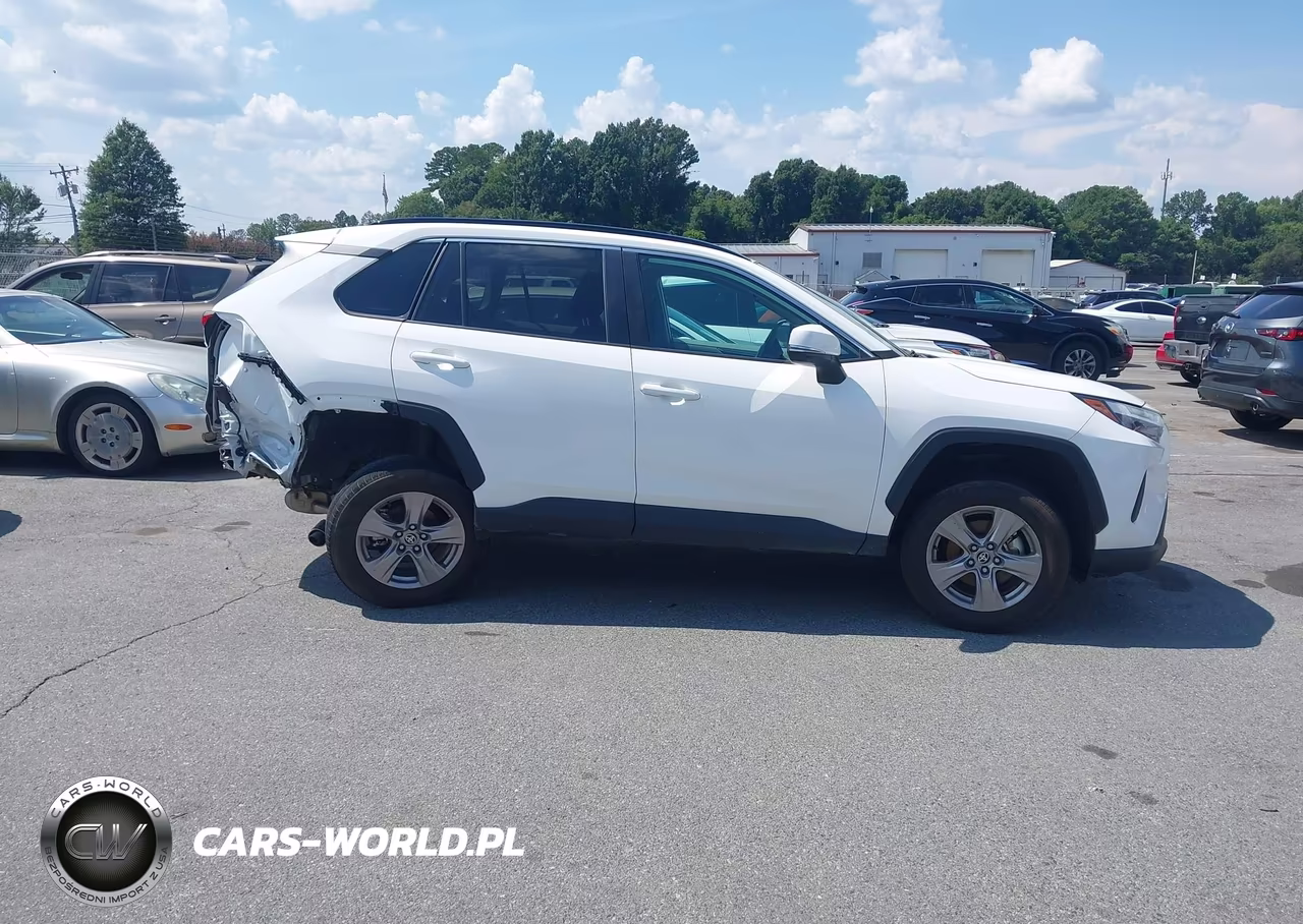 2023 Toyota Rav4 Xle VIN:2T3W1RFV4PC230811 - 13