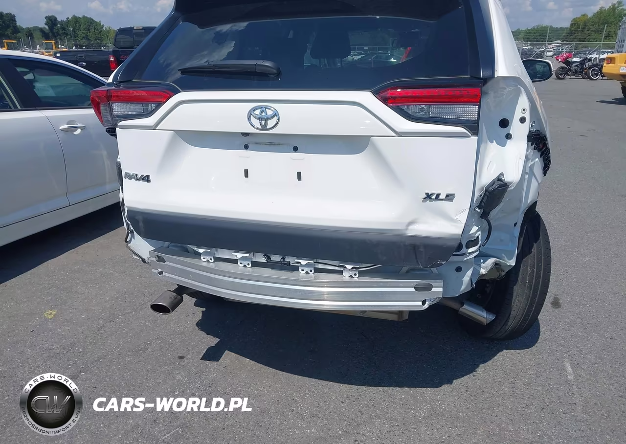 2023 Toyota Rav4 Xle VIN:2T3W1RFV4PC230811 - 17