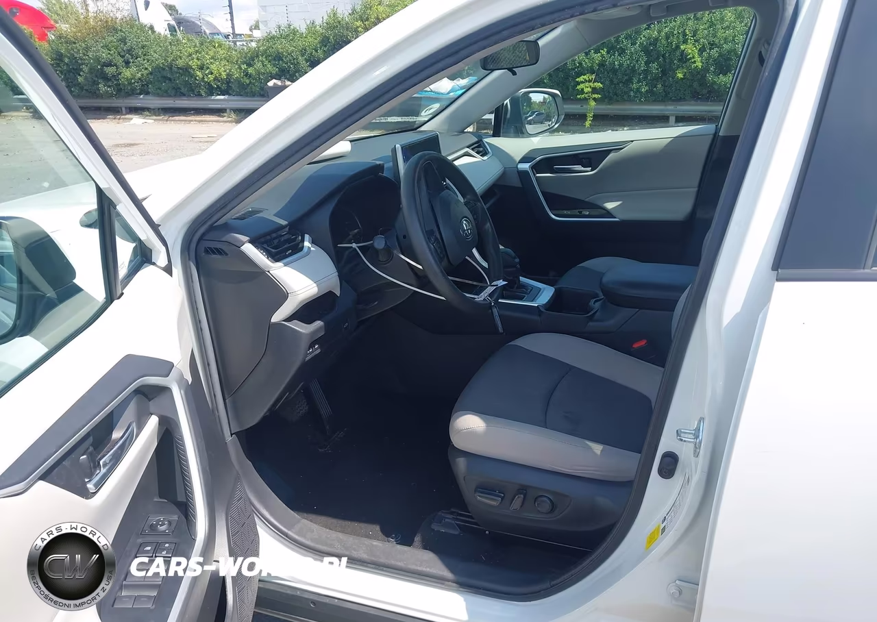 2023 Toyota Rav4 Xle VIN:2T3W1RFV4PC230811 - 5