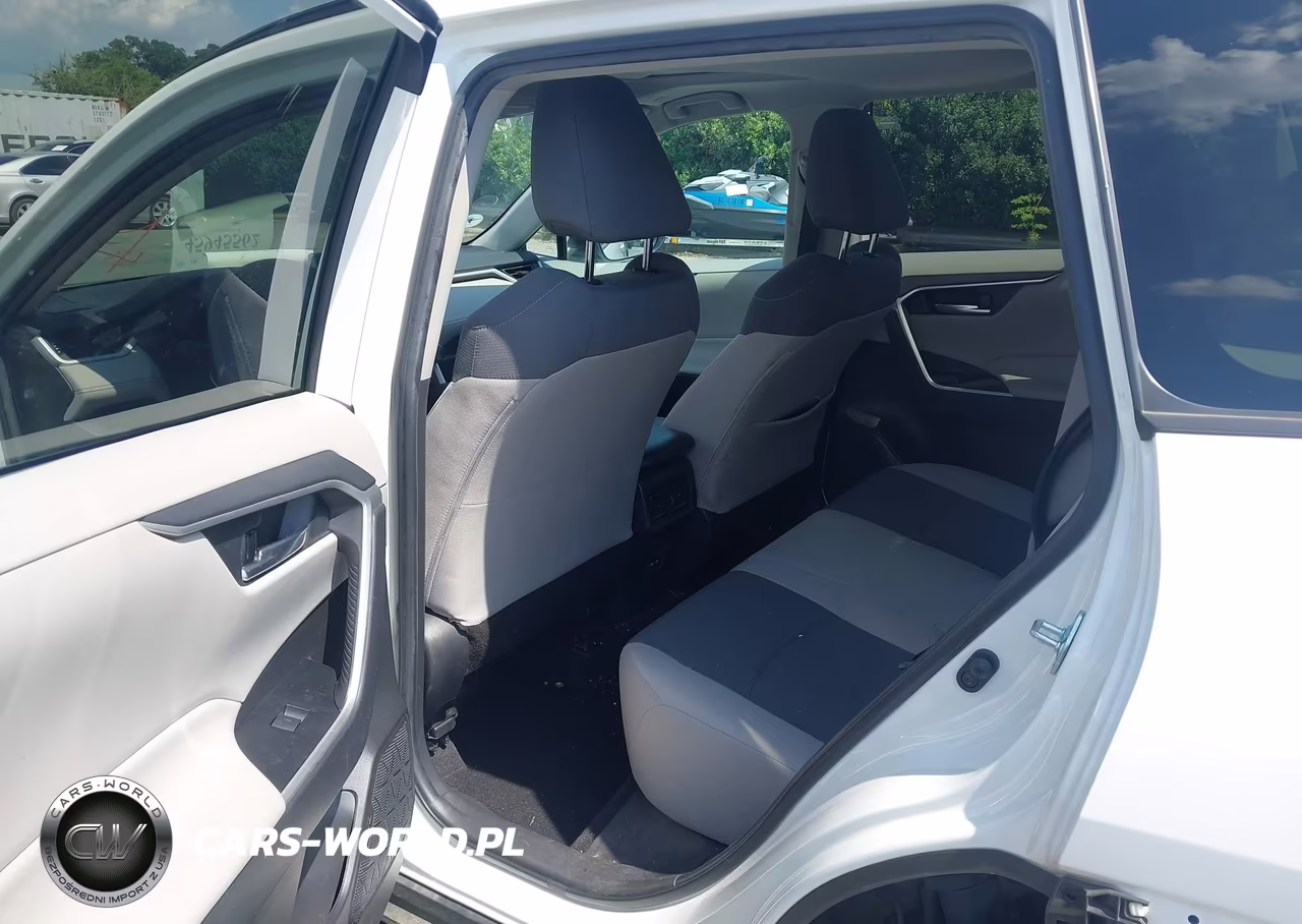 2023 Toyota Rav4 Xle VIN:2T3W1RFV4PC230811 - 8
