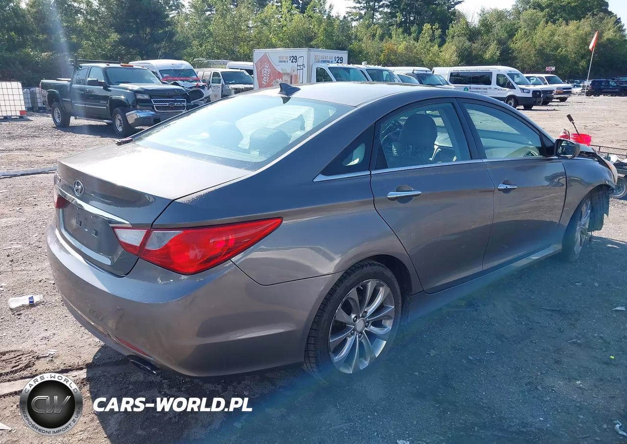 2013 Hyundai Sonata Se VIN:5NPEC4AC3DH559306 - 4