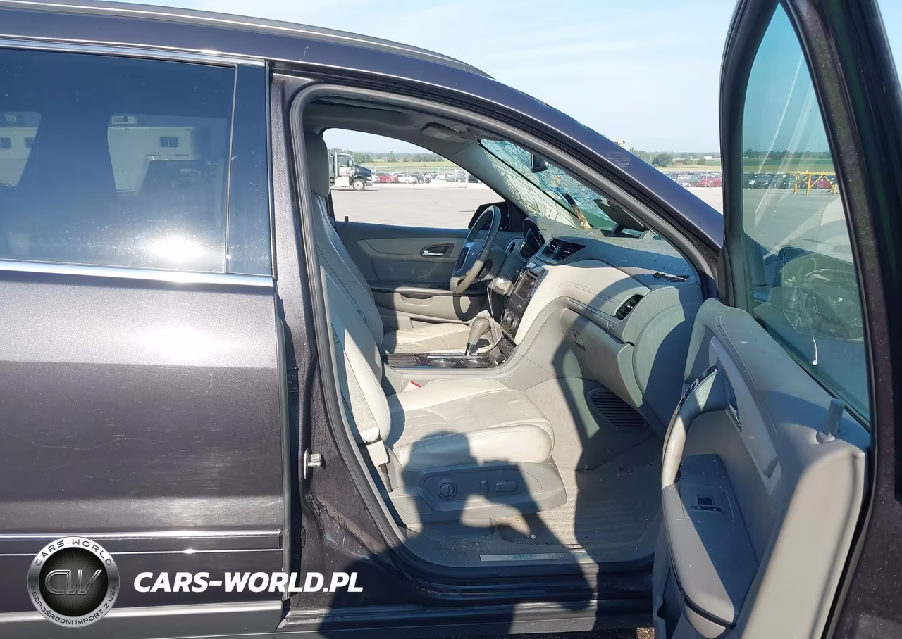 2017 Chevrolet Traverse Premier VIN:1GNKVJKD3HJ321172 - 5