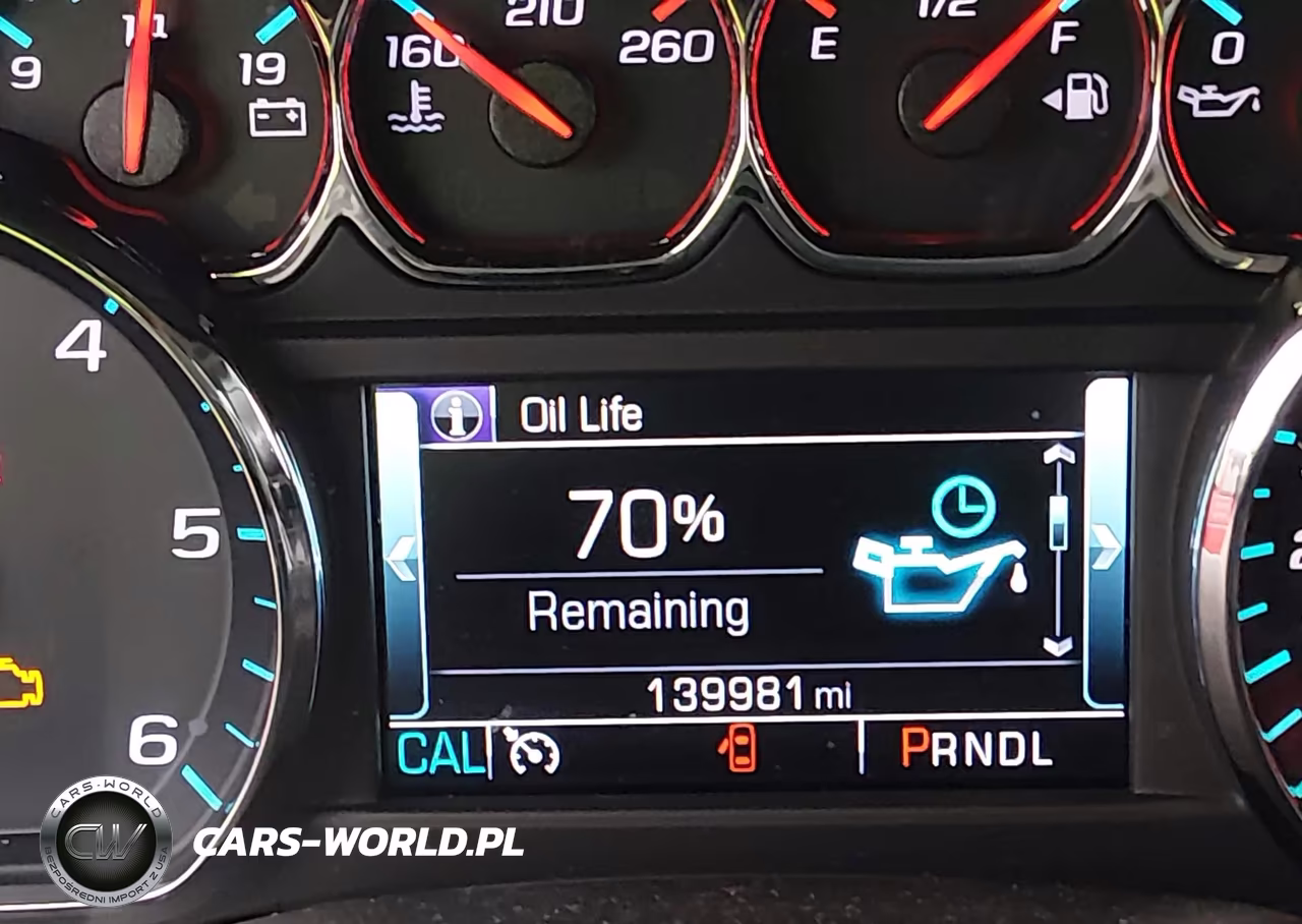 2019 Chevrolet Tahoe Lt VIN:1GNSKBKC8KR192909 - 15