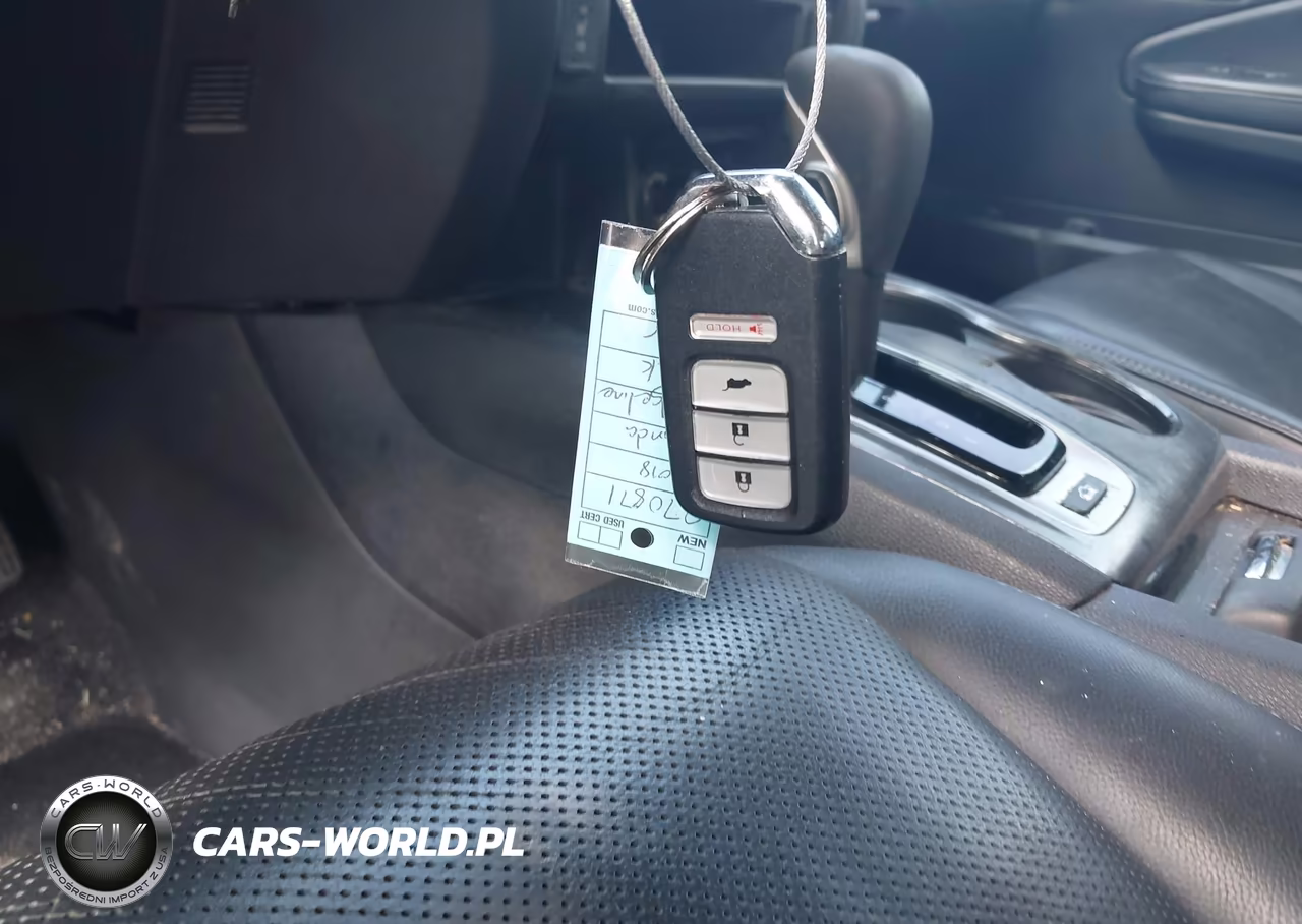 2019 Honda Ridgeline Rtl-T VIN:5FPYK3F67KB000874 - 11