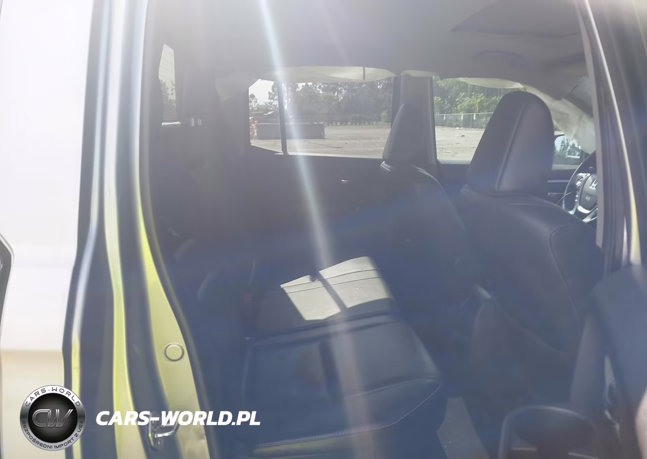 2019 Honda Ridgeline Rtl-T VIN:5FPYK3F67KB000874 - 8