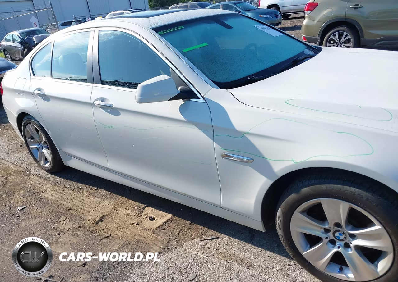 2013 BMW 528I xDrive VIN:WBAXH5C55DD113045 - 6