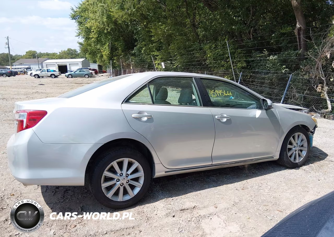 2014 Toyota Camry Xle VIN:4T4BF1FK0ER339851 - 13