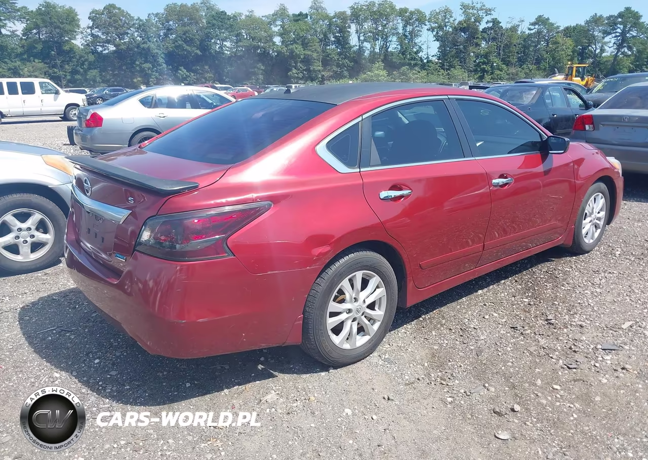 2014 Nissan Altima 2.5 S VIN:1N4AL3AP9EC281624 - 4