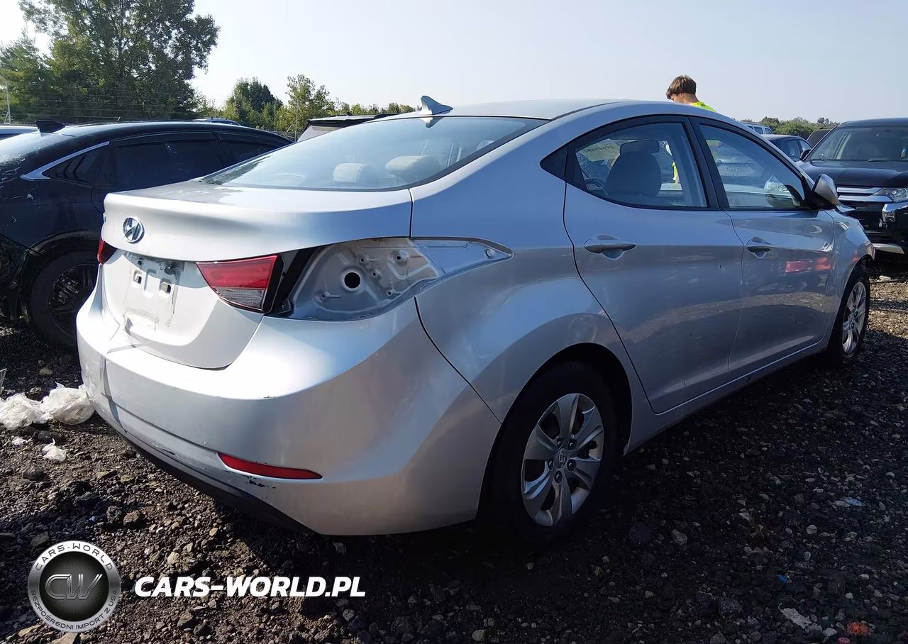 2016 Hyundai Elantra Se VIN:KMHDH4AE9GU501494 - 4