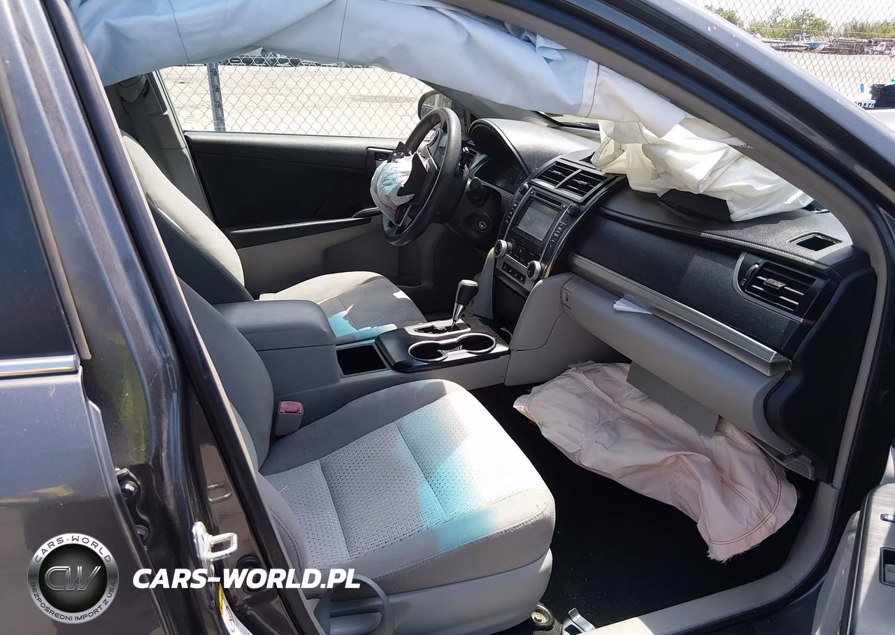 2014 Toyota Camry L VIN:4T1BF1FK7EU800750 - 5