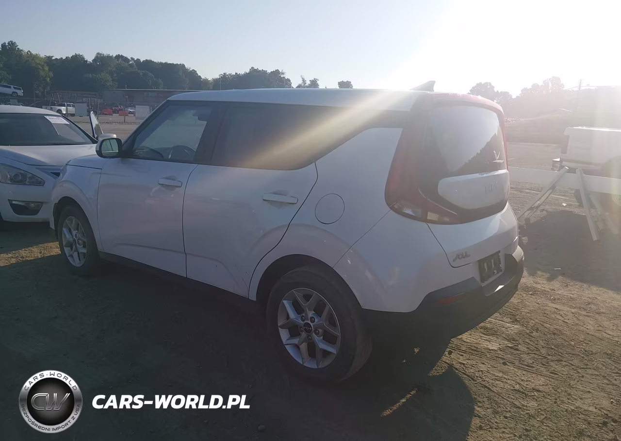 2022 Kia Soul Lx VIN:KNDJ23AU4N7829881 - 3