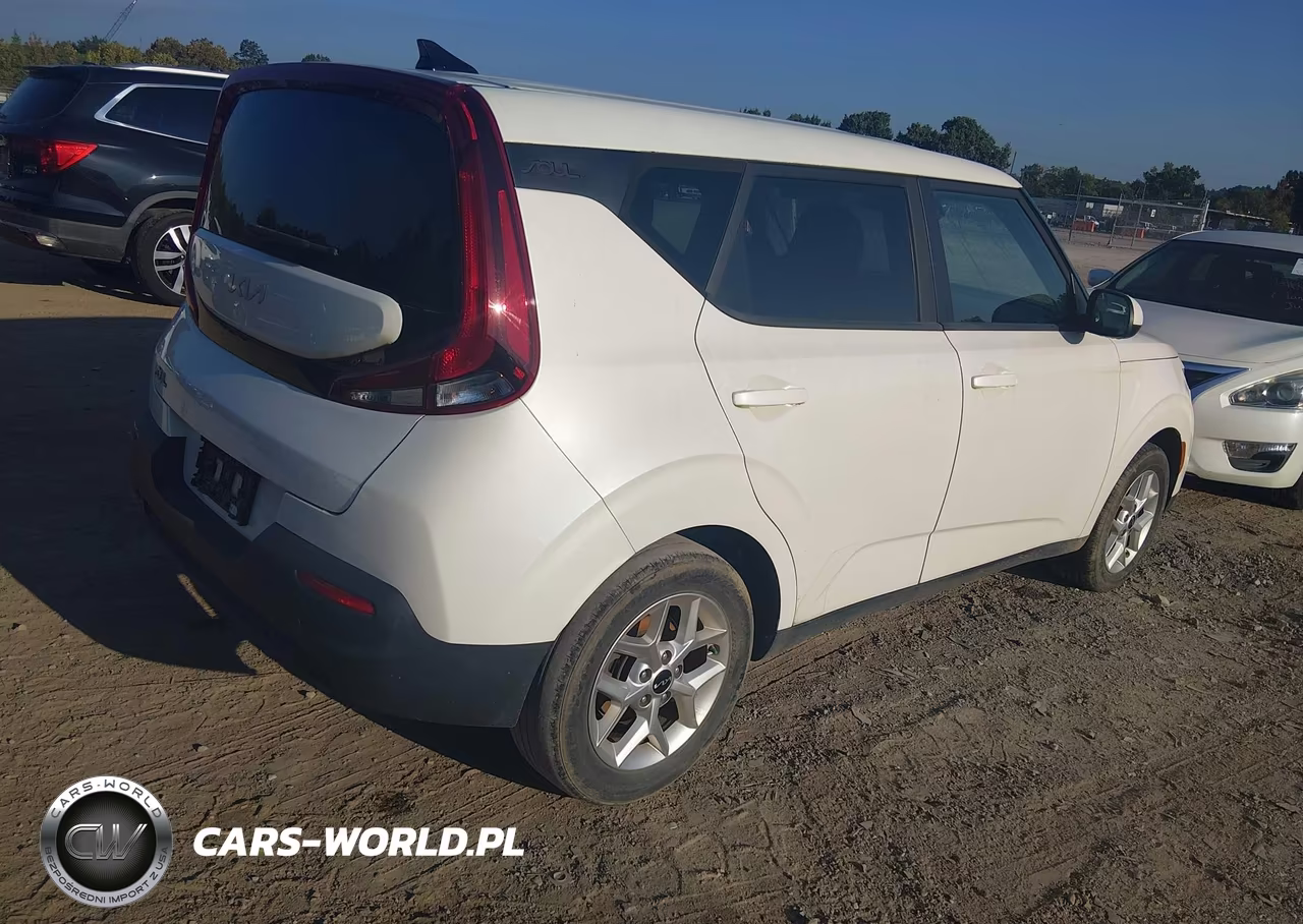 2022 Kia Soul Lx VIN:KNDJ23AU4N7829881 - 4