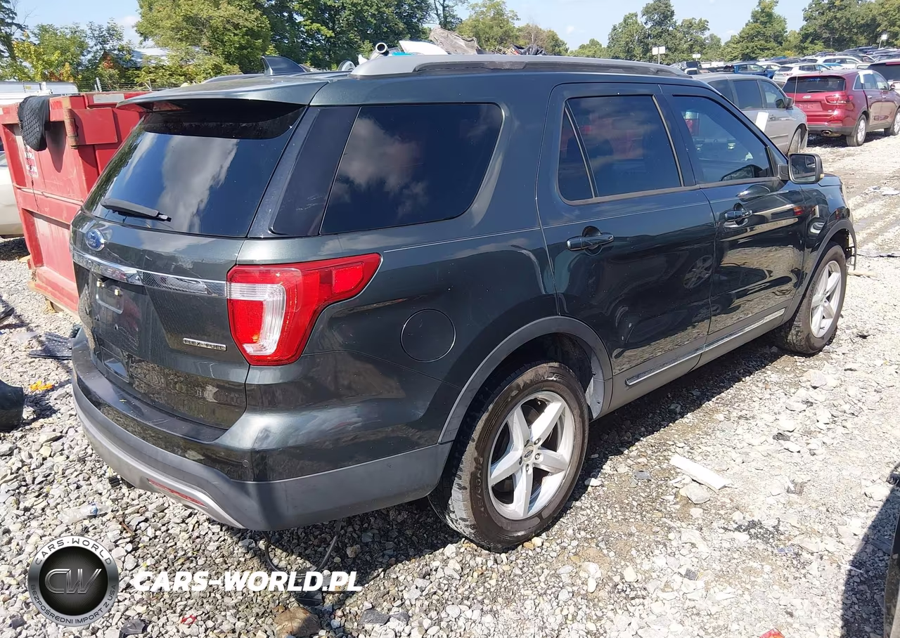 2016 Ford Explorer Xlt VIN:1FM5K7D86GGC98978 - 4
