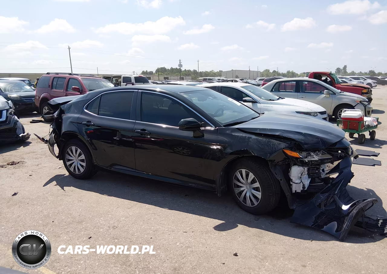 2022 Toyota Camry Le Hybrid VIN:4T1C31AK4NU586188 - 13