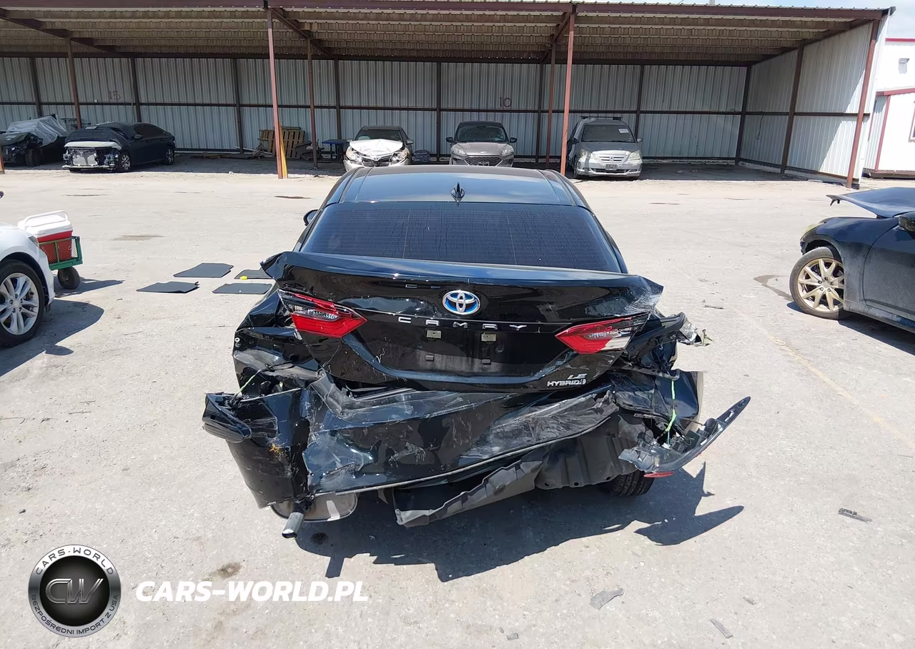 2022 Toyota Camry Le Hybrid VIN:4T1C31AK4NU586188 - 16
