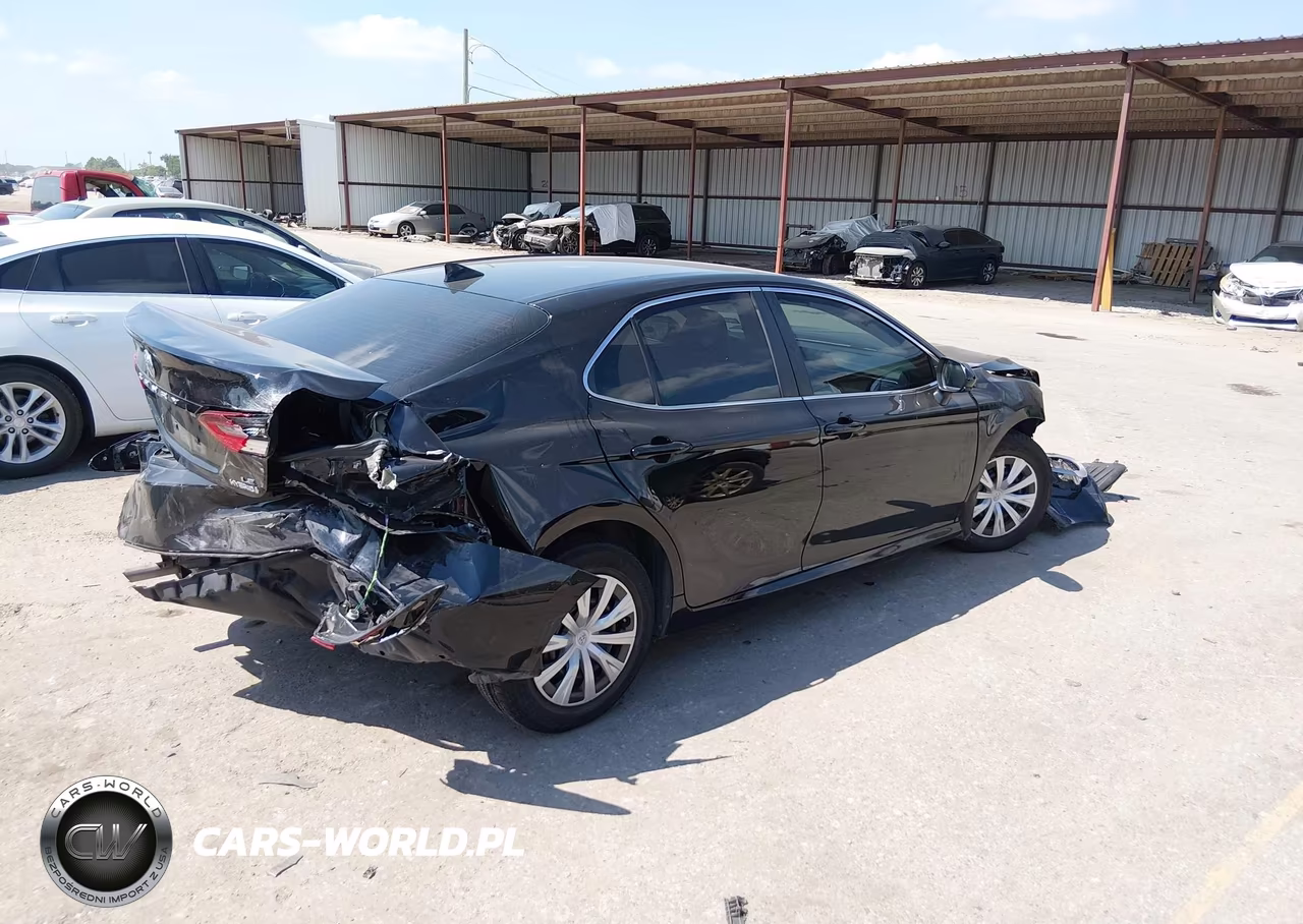 2022 Toyota Camry Le Hybrid VIN:4T1C31AK4NU586188 - 4
