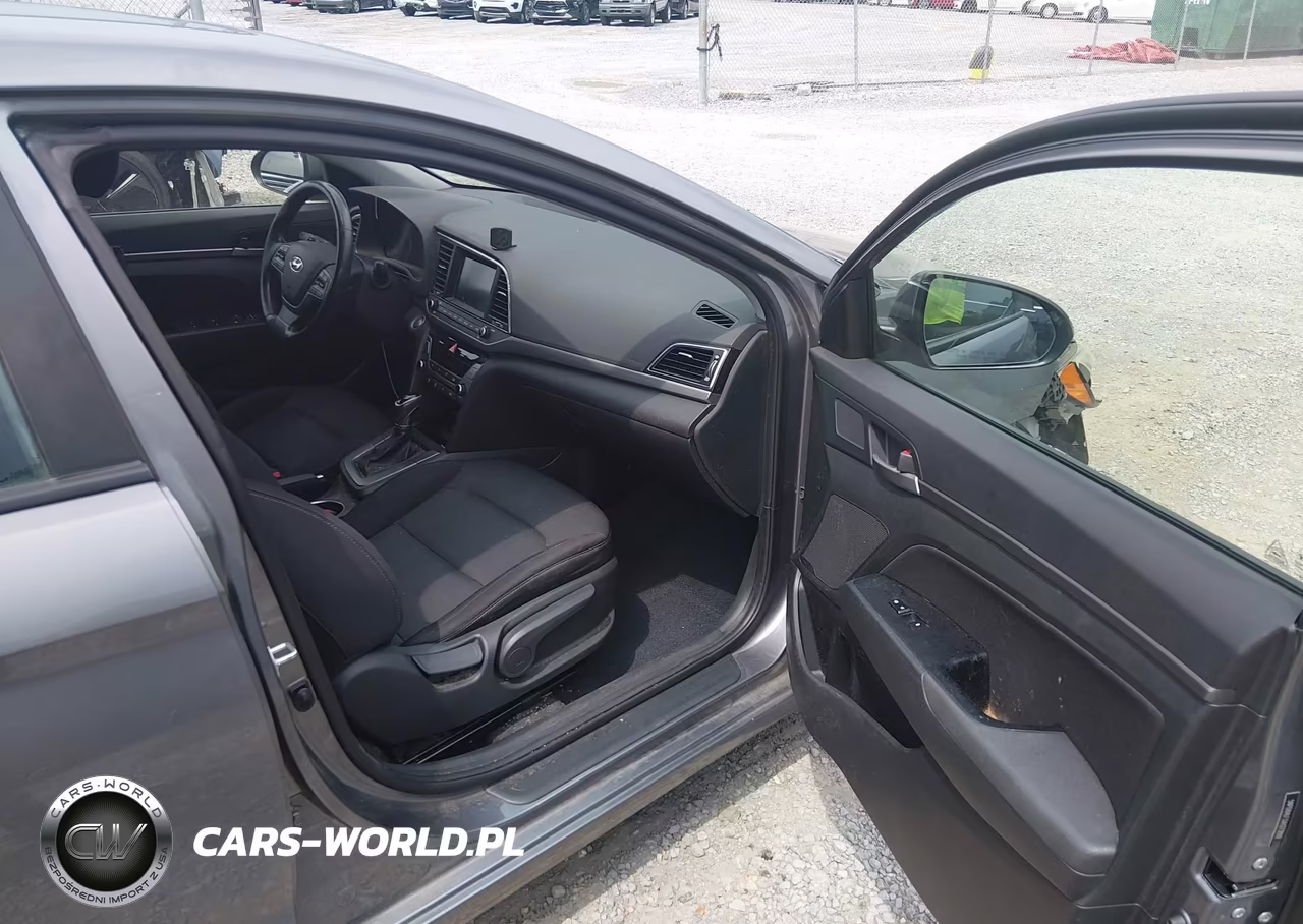 2018 Hyundai Elantra Value Edition VIN:5NPD84LF3JH273889 - 5